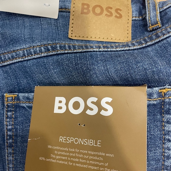 Hugo Boss high rise 70s flare jeans in medium blue - Picture 7 of 8